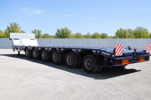 Фото до матеріалу: Нові потужні тралі для перевезення вантажів до 70 тонн з'явилися в Україні
