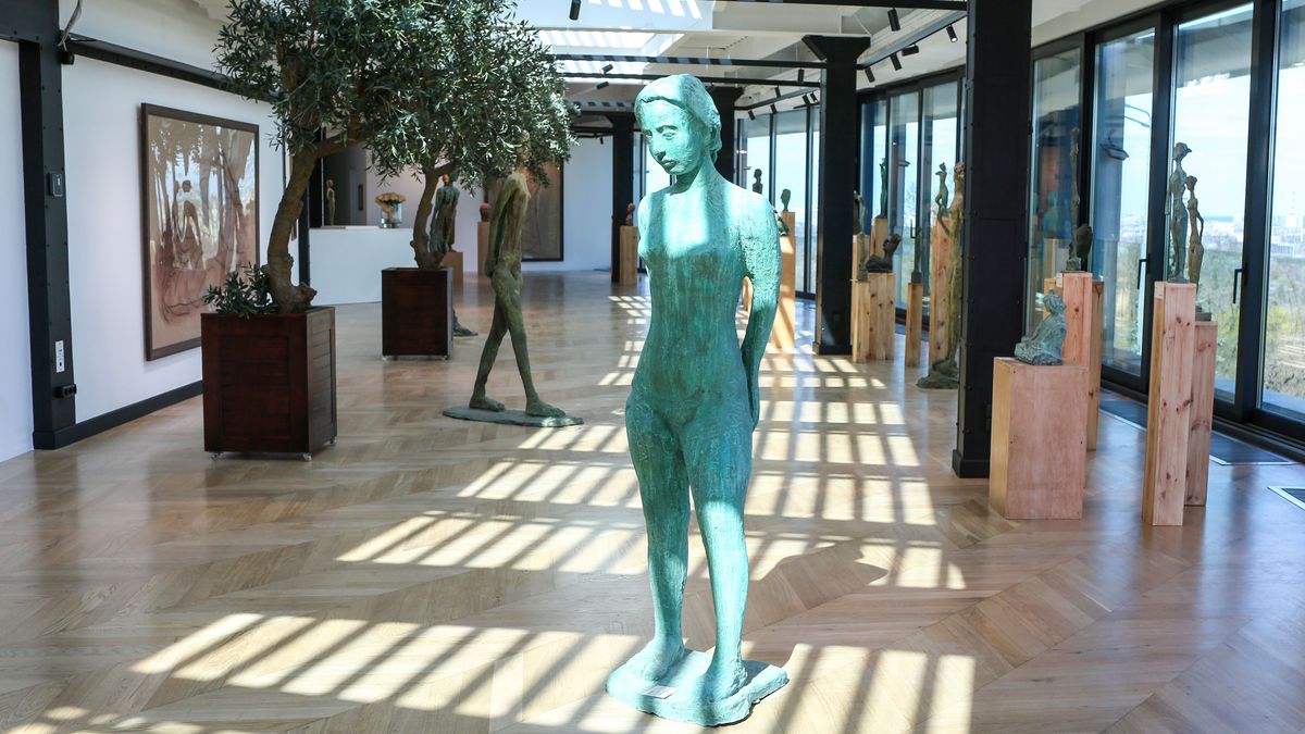 Фото до матеріалу: У Києві відкрилася оновлена Art Ukraine Gallery: першою виставкою став «Мій Едем» Олександра Сухоліта