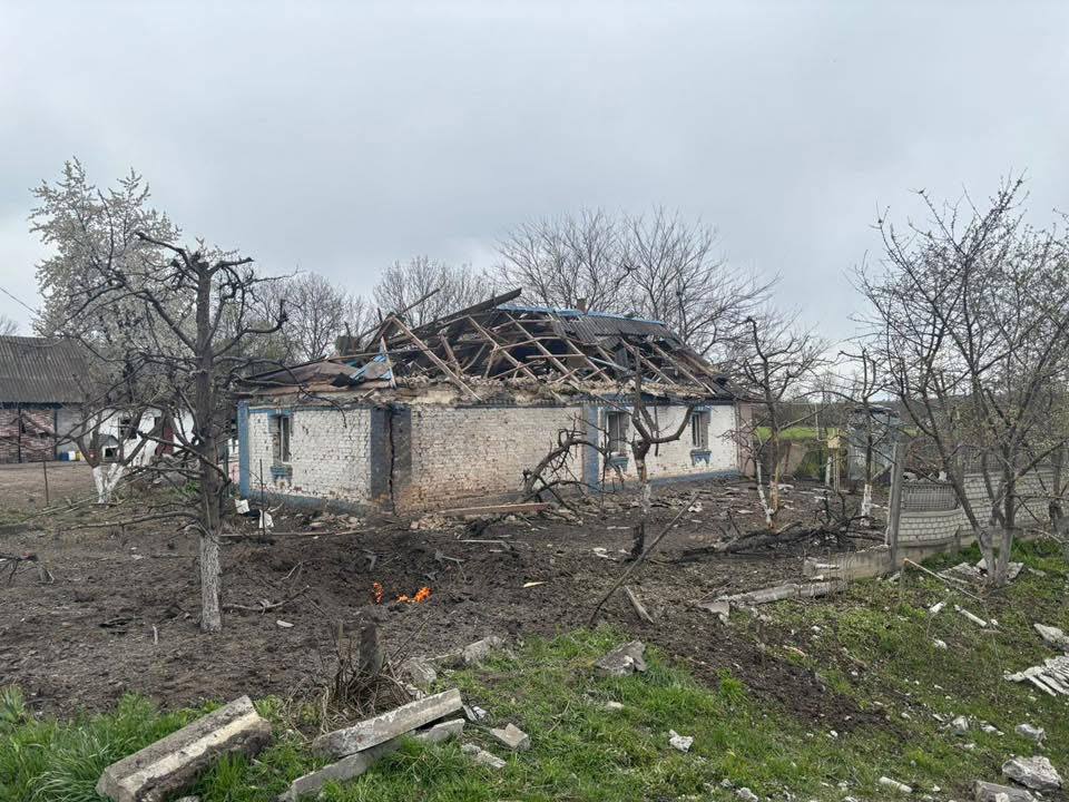 Фото до матеріалу: У Вінниччині зруйновано будинок від падіння БПЛА: жінку госпіталізували