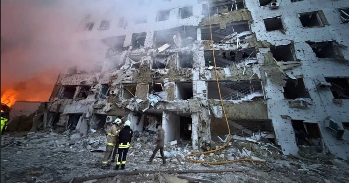 Фото до матеріалу: Рекорд дронів і загроза балістики: аналіз російських обстрілів України за квітень 2026 року