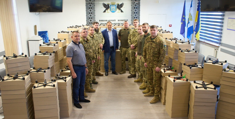 Фото до матеріалу: Івано-Франківськ відсвяткував 364-річчя на підтримку Збройних Сил України
