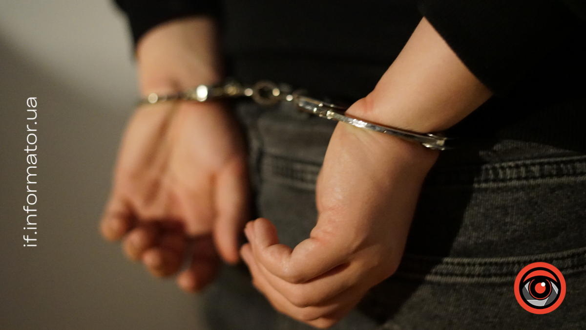 Фото до матеріалу: Судитимуть франківця за викрадення авто для дівчини: до 8 років позбавлення волі