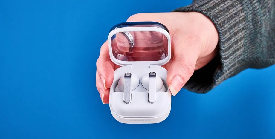Фото до матеріалу: Samsung Galaxy Buds 4 Pro: реальні тести навушників, які можуть замінити AirPods