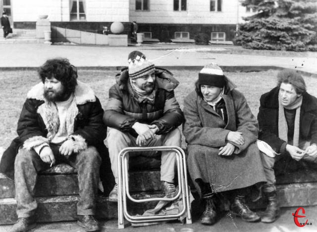 Фото до матеріалу: Павлу Гірнику — 70: від активіста РУХу до лауреата Шевченківської премії