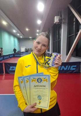 Фото до матеріалу: Херсонська тенісистка здобула золото на Чемпіонаті України у Києві
