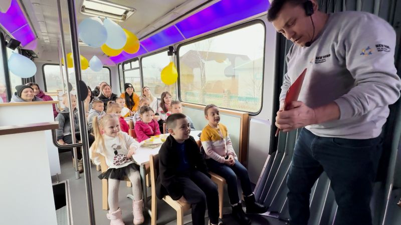 Фото до матеріалу: У Великоолександрівській громаді працюватиме дитсадок «на колесах»