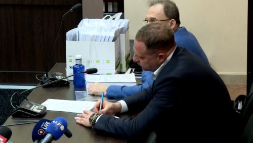 Фото до матеріалу: Суд обирає запобіжний захід Андрію Єрмаку у справі про легалізацію 460 мільйонів