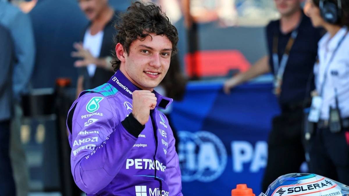 Фото до матеріалу: Тріумф Антонеллі на Гран-прі Маямі: Mercedes випередив McLaren