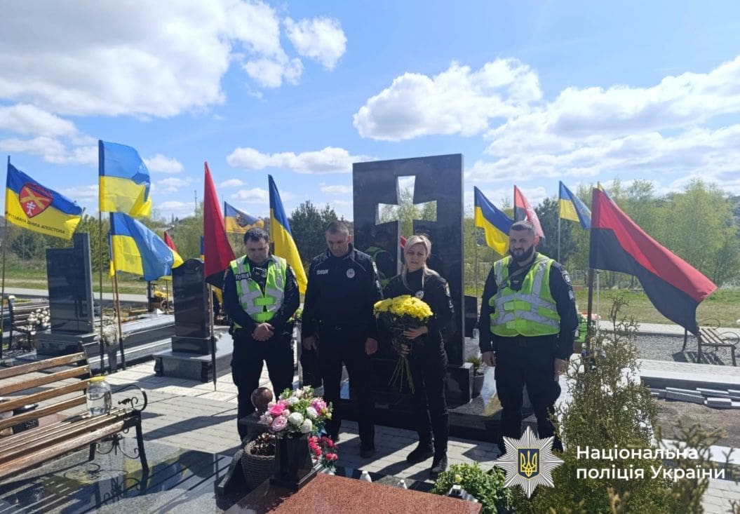 Фото до матеріалу: На Тернопільщині вшанували Героя України Даніїла Сафонова