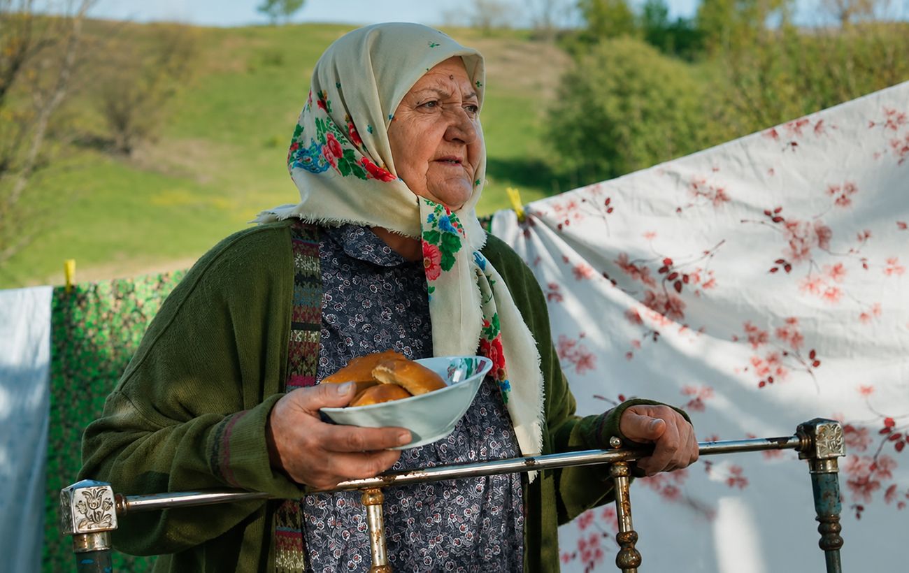 Фото до матеріалу: Померла Любов Колесникова, відома акторка з серіалу «Спіймати Кайдаша»