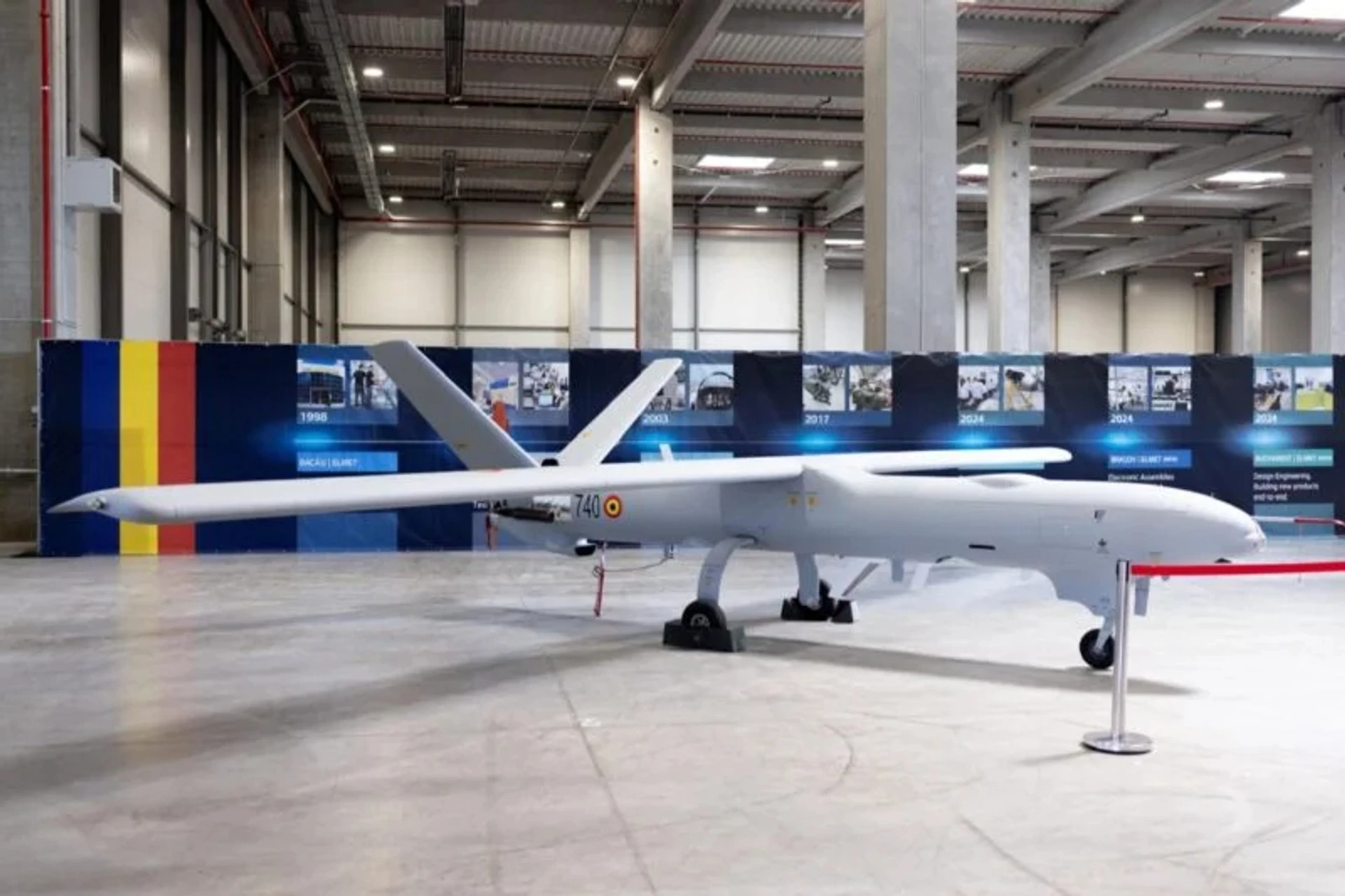 Фото до матеріалу: Elbit Systems відкрила завод у Румунії для виробництва дронів Watchkeeper XR