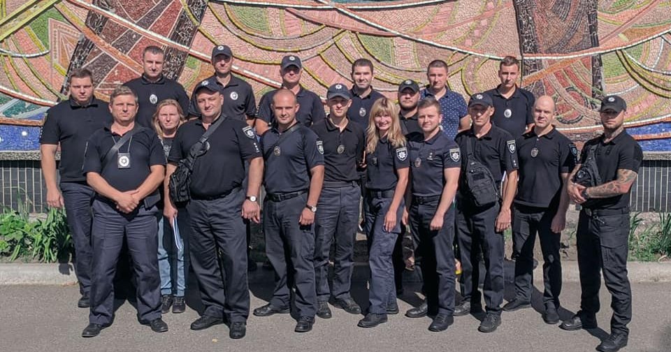 Фото до матеріалу: «Одного разу задрімала за кермом». Чому патрульні звільняються з поліції