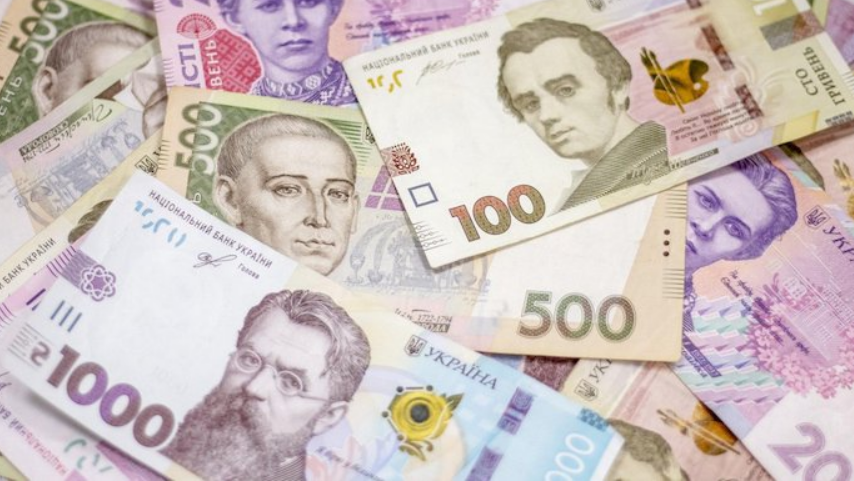 Фото до матеріалу: НБУ знизив курс долара та євро: офіційний курс на завтра