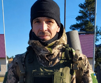 Фото до матеріалу: Кривоозерська громада віддала останню честь воїну Олександру Зелененькому
