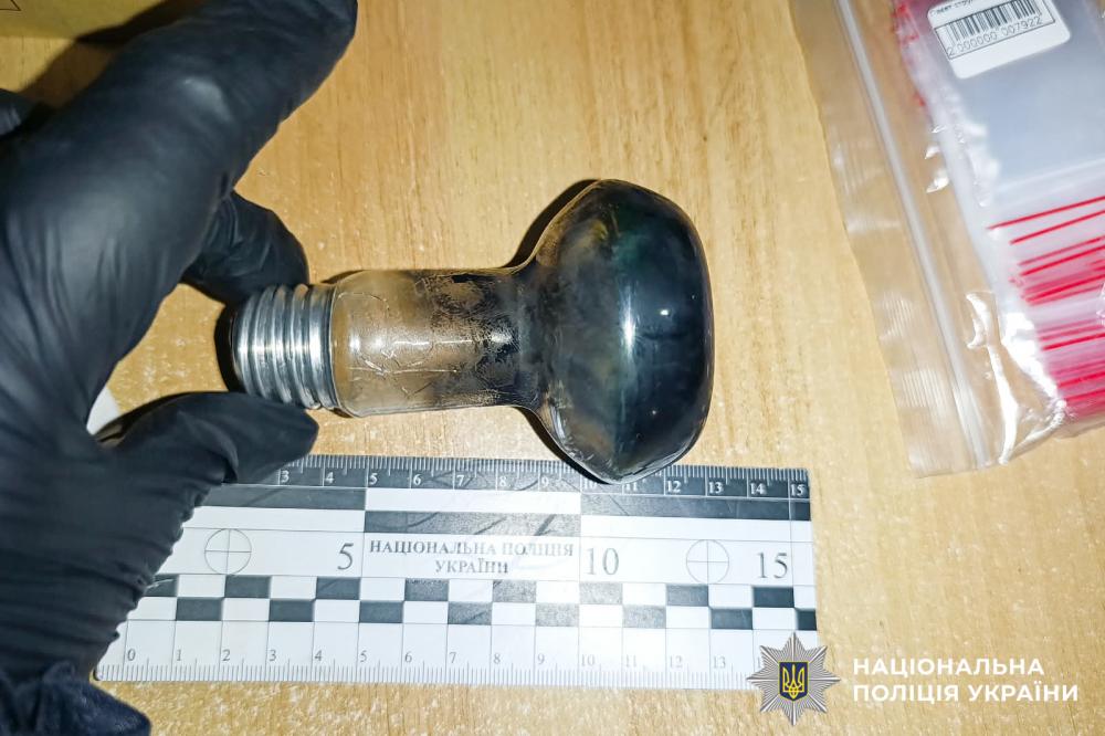 Фото до матеріалу: У Костополі поліцейські затримали наркоторговця, який розповсюджував наркотики через інтернет-чати