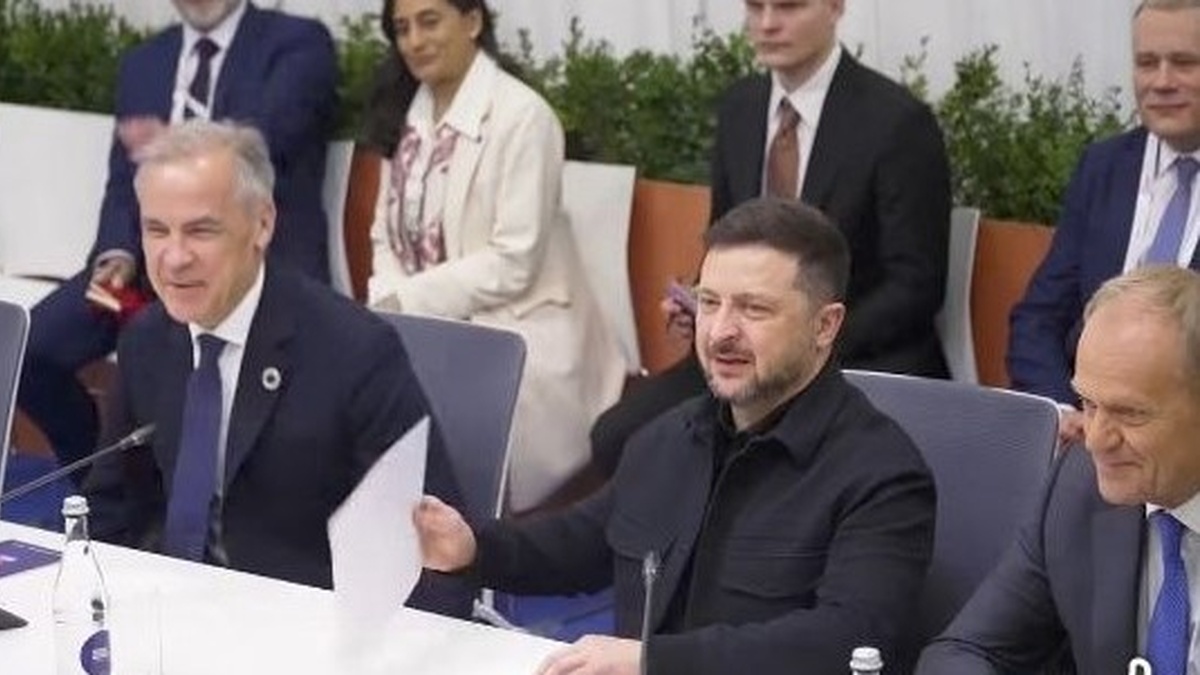 Фото до матеріалу: Зеленський: відсутність техніки на параду 9 травня свідчить про страх Росії перед дронами