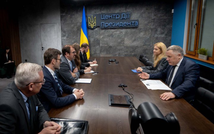 Фото до матеріалу: Жовква: відкрито вікно можливостей для всіх переговорів України з ЄС