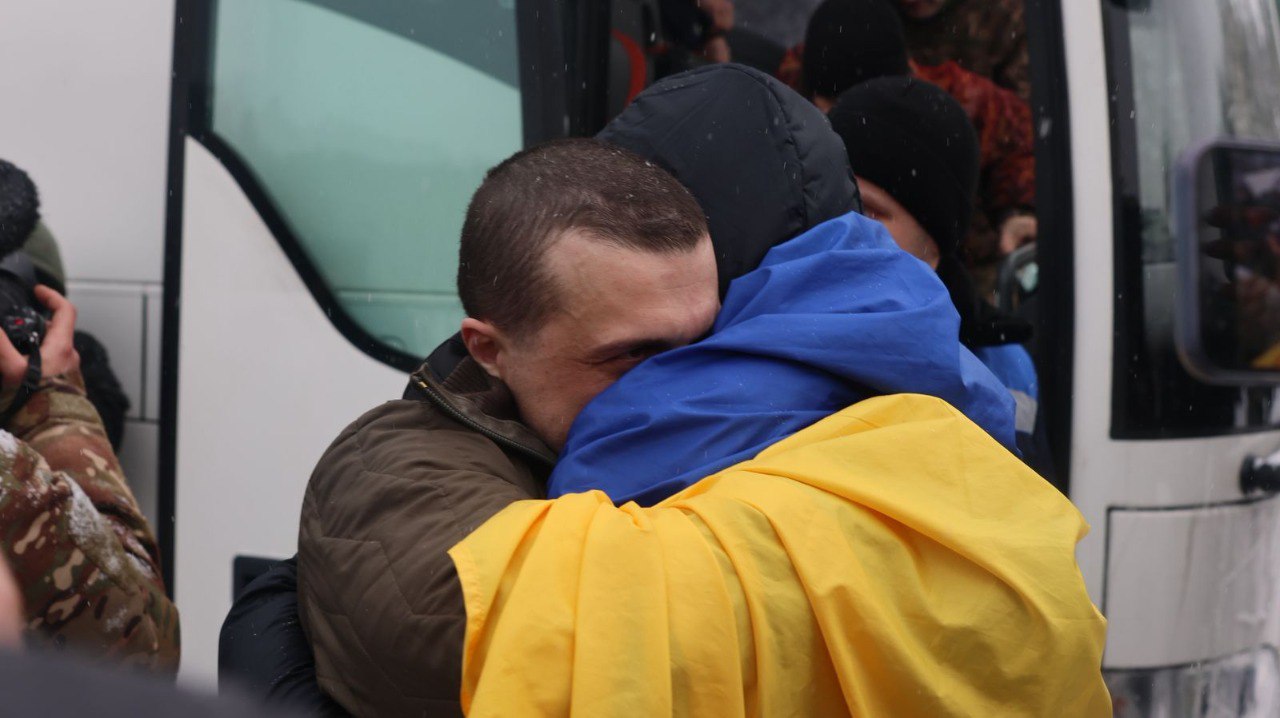 Фото до матеріалу: Шість хмельничан повернулися з російського полону: перший обмін 2026 року