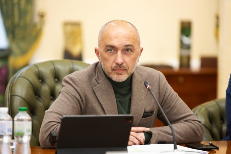 Фото до матеріалу: Сили оборони нанесли новий удар по нафтопереробному заводу в Туапсе: пожежа в резервуарному парку