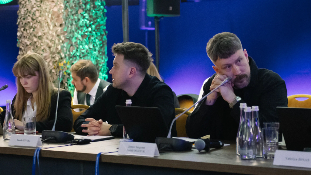 Фото до матеріалу: Україна залучає Palantir Technologies до розвитку оборонного штучного інтелекту
