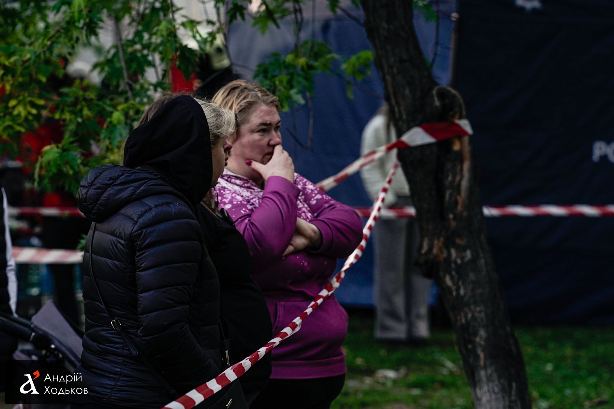 Фото до матеріалу: Київ, 14 травня: під завалами у Дарницькому районі шукають людей