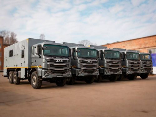 Фото до матеріалу: JAC представила новий повнопривідний кросовер для українського ринку