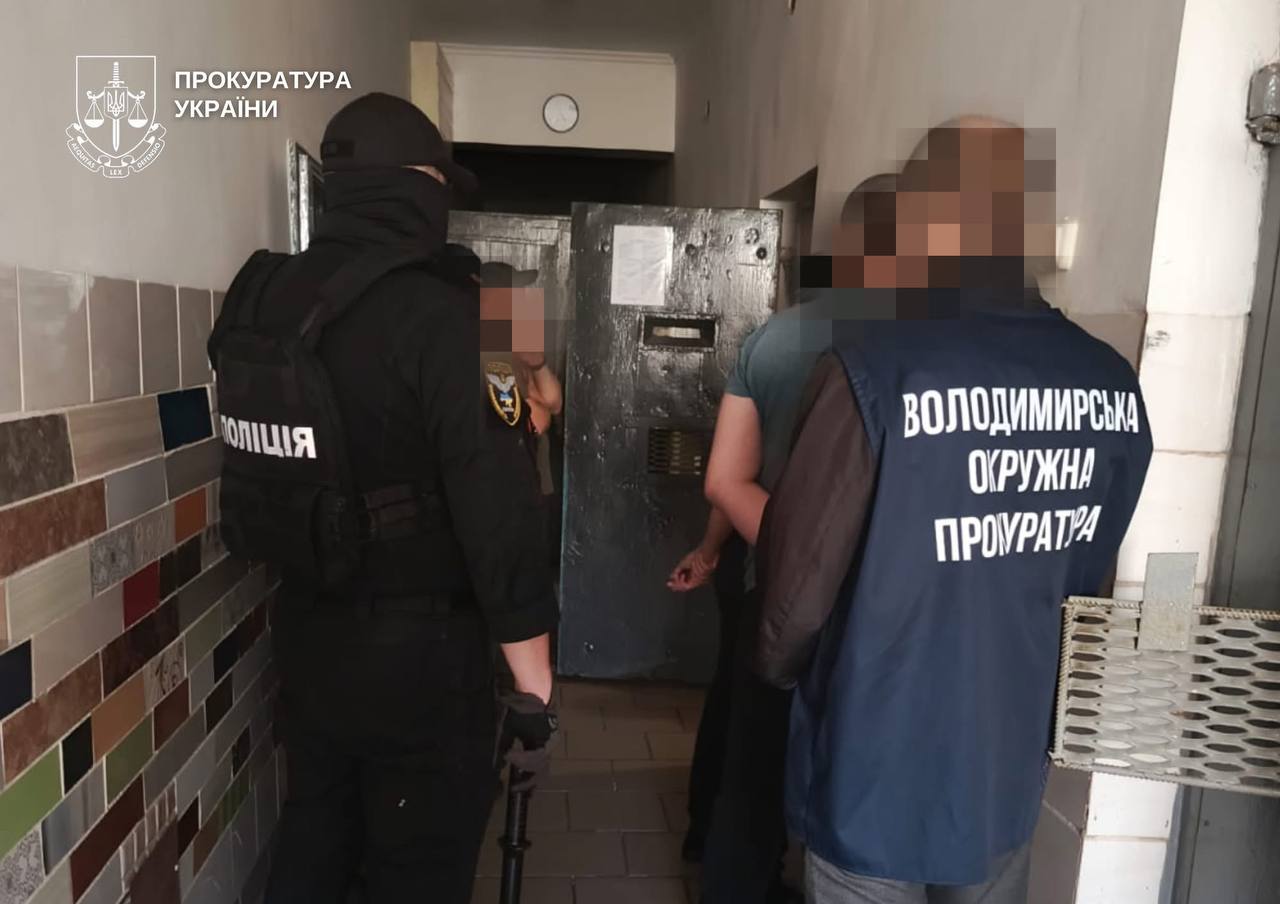 Фото до матеріалу: Жителя Володимира засудили до 4,5 років за доставку наркотиків у СІЗО