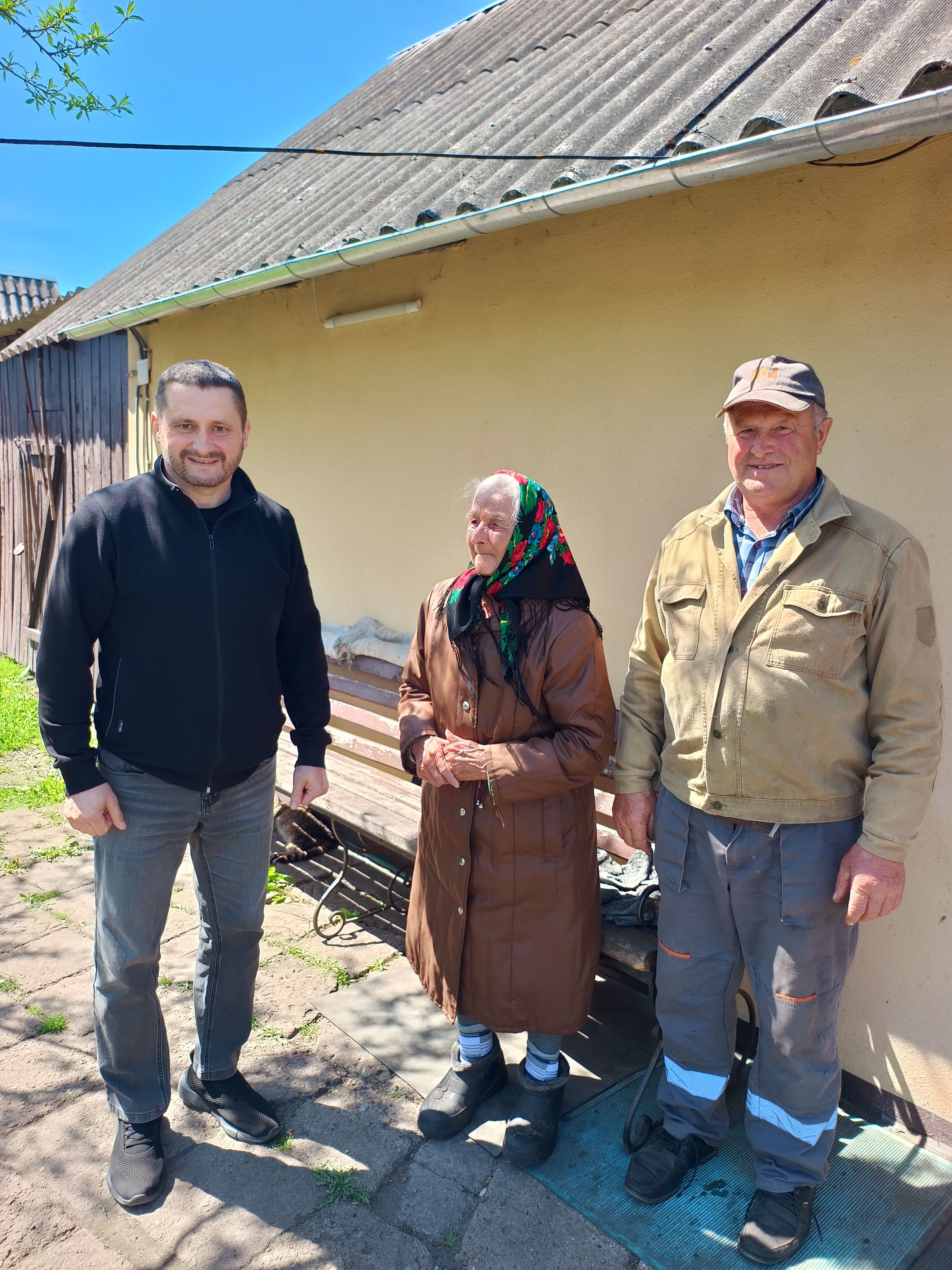 Фото до матеріалу: Ганна Антонюк відсвяткувала 92-річчя у Дубечному