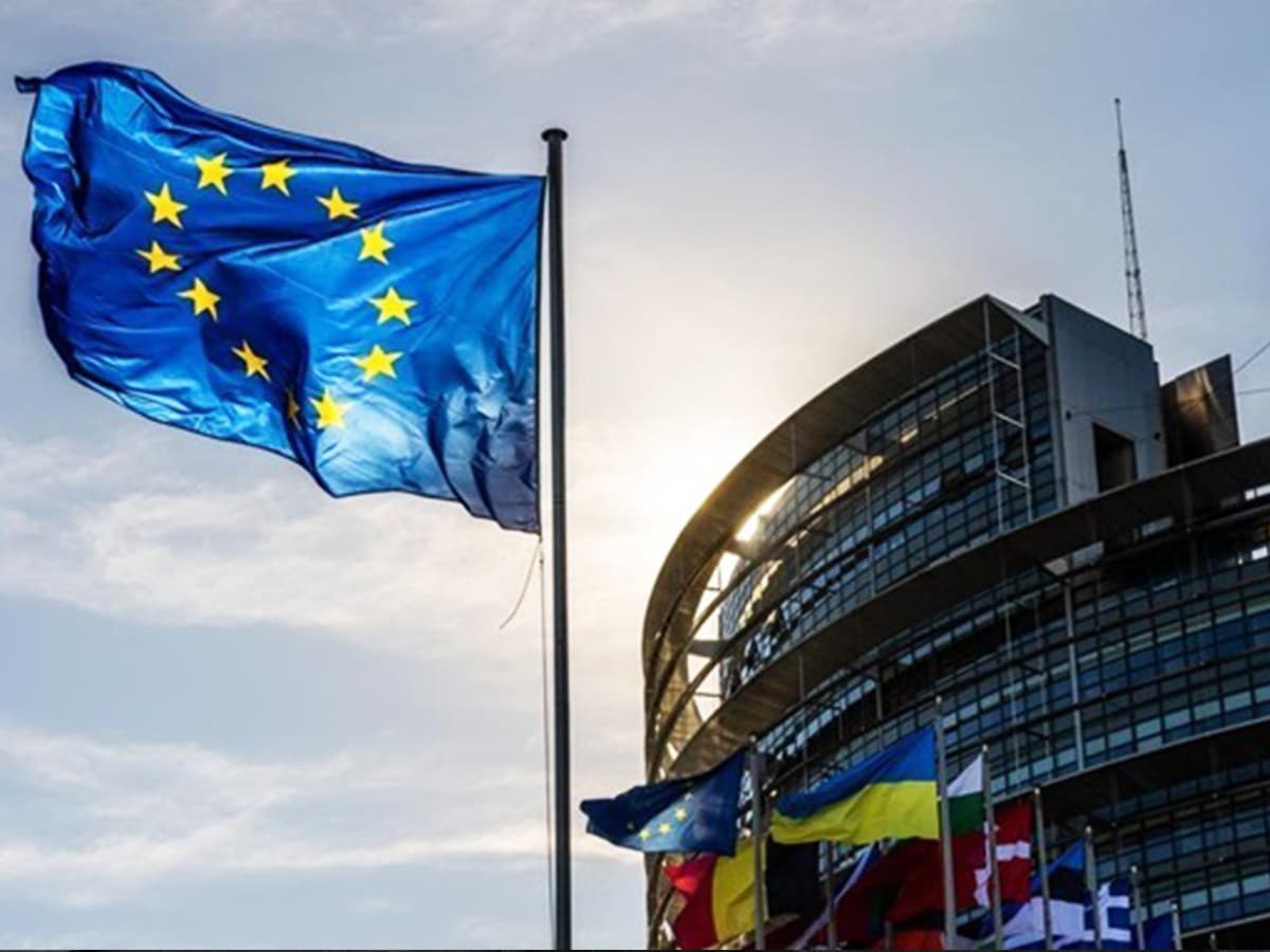 Фото до матеріалу: Європарламент виступив за швидкий запуск трибуналу за злочини РФ проти України