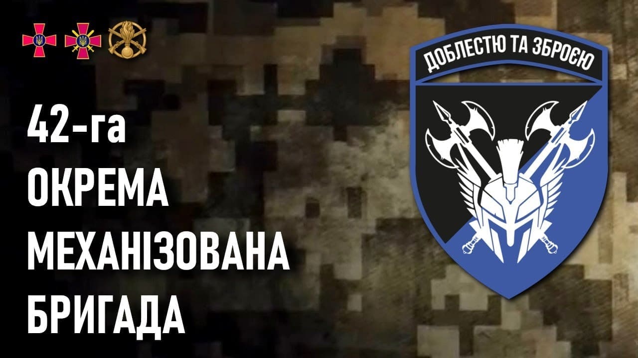 Фото до матеріалу: Повертають у стрій – як на передовій рятують бойову техніку
