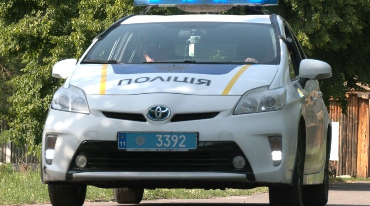 Фото до матеріалу: У Черкасах поліція перевіряє стрілянину через дітей, які рвали бузок