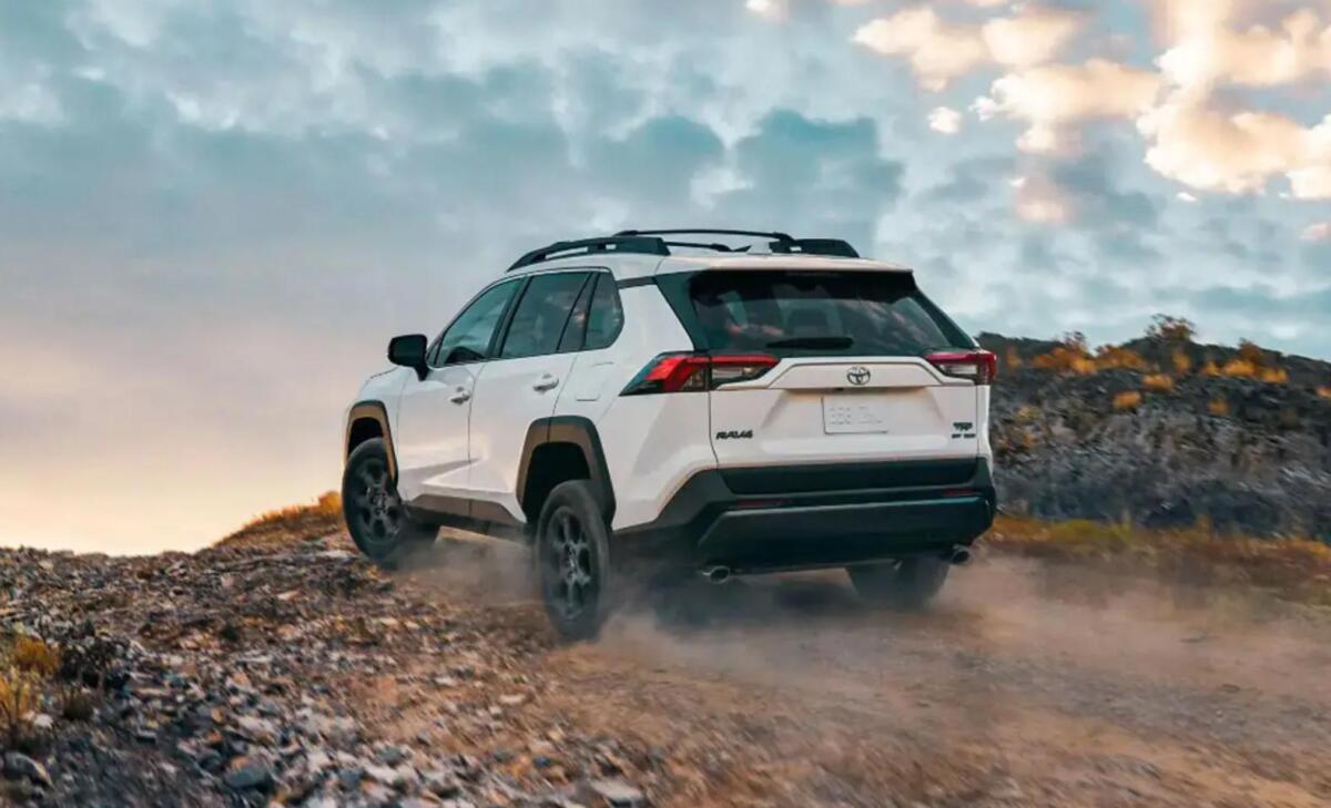 Фото до матеріалу: Toyota перемагає Honda у рейтингу надійності: детальне порівняння популярних моделей