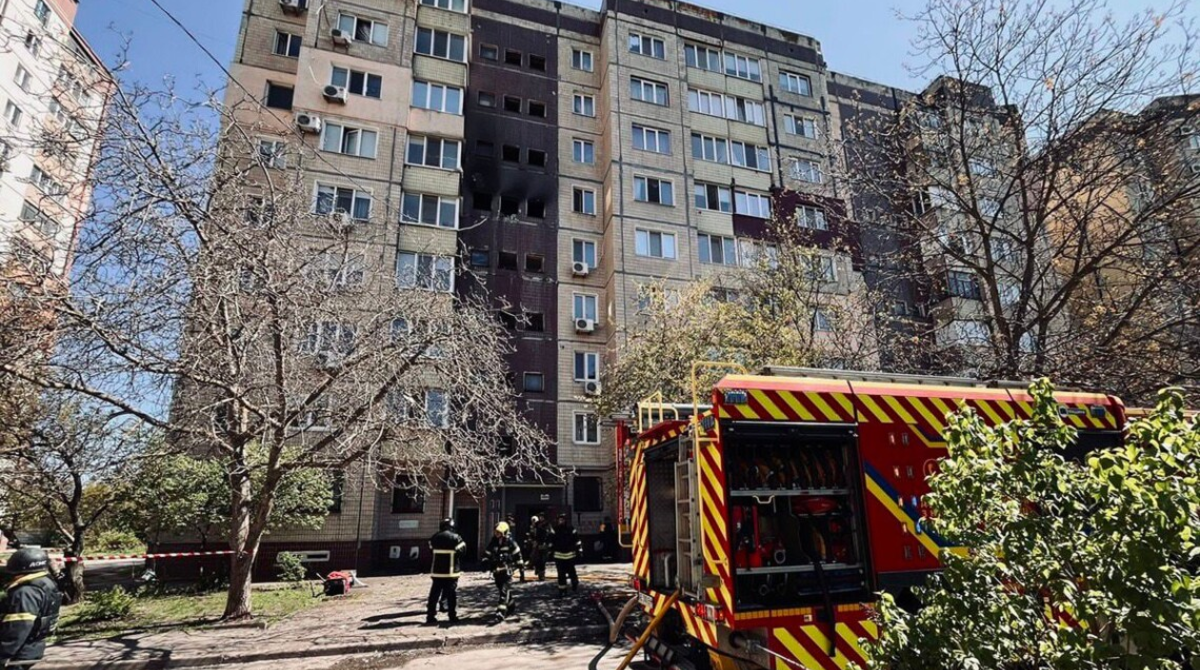 Фото до матеріалу: Росія атакувала гуртожиток у Кривому Розі: постраждали діти