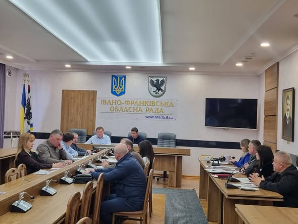 Фото до матеріалу: На Прикарпатті обговорили розвиток кардіохірургії та підтримку ветеранів: ключові рішення обласної ради