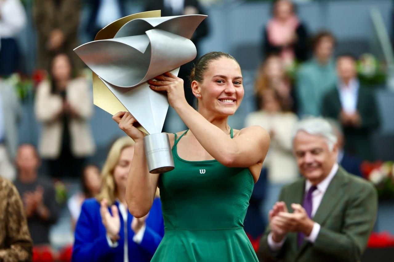 Фото до матеріалу: Марта Костюк стала чемпіонкою турніру WTA 1000 у Мадриді