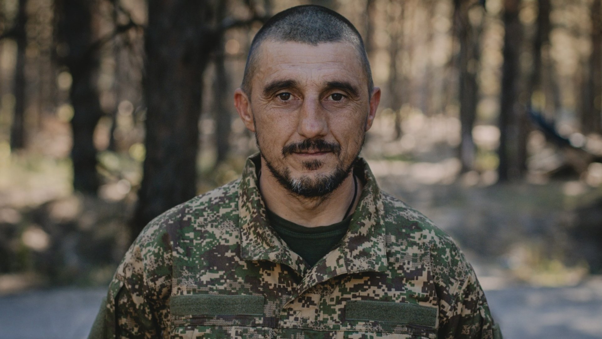 Фото до матеріалу: Прощання з Героєм: у Мукачівській громаді в останню дорогу проводять Сергія Світого