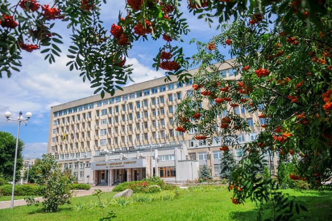 Фото до матеріалу: Депутат Черкаської міськради закликав Міністерство освіти забезпечити чесні вибори в ЧНУ