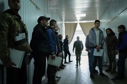 Фото до матеріалу: ВЛК для заброньованих: кому обов'язково потрібен медогляд і де отримати направлення