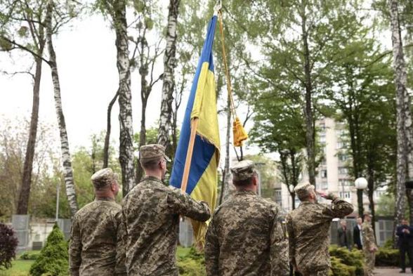 Фото до матеріалу: Вінниця: пам'ять полеглих у Другій світовій війні вшанували покладанням квітів