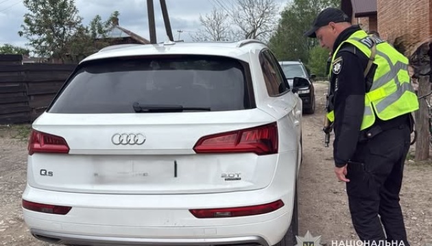 Фото до матеріалу: На Львівщині чоловік вистрілив у авто противника після бійки