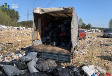 Фото до матеріалу: Ужгородщина знову в екологічному кошмарі: у селі Барвінок спалахнув полігон