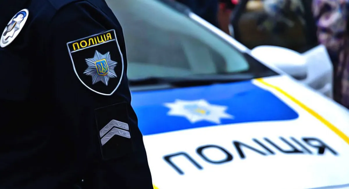 Фото до матеріалу: У Києві затримали нетверезого чоловіка, який розгулював зі зброєю серед перехожих
