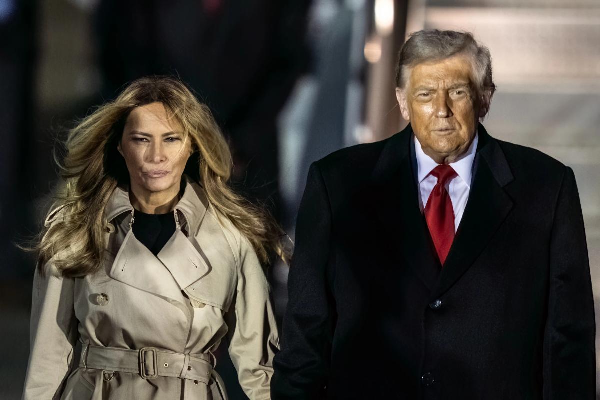 Фото до матеріалу: Трамп розповів, чому дружина не любить його танці під Y.M.C.A.