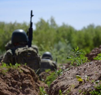 Фото до матеріалу: Чоловік викрав авто на евакуаторі, щоб вразити дівчину: суд у Івано-Франківську