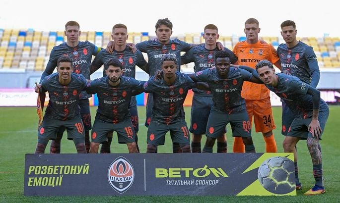 Фото до матеріалу: Росіяни намагалися його зірвати. Шахтар – Оболонь 3:1. Огляд матчу та відео голу