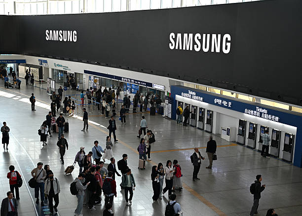 Фото до матеріалу: Samsung увійшла до клубу компаній з капіталізацією $1 трлн