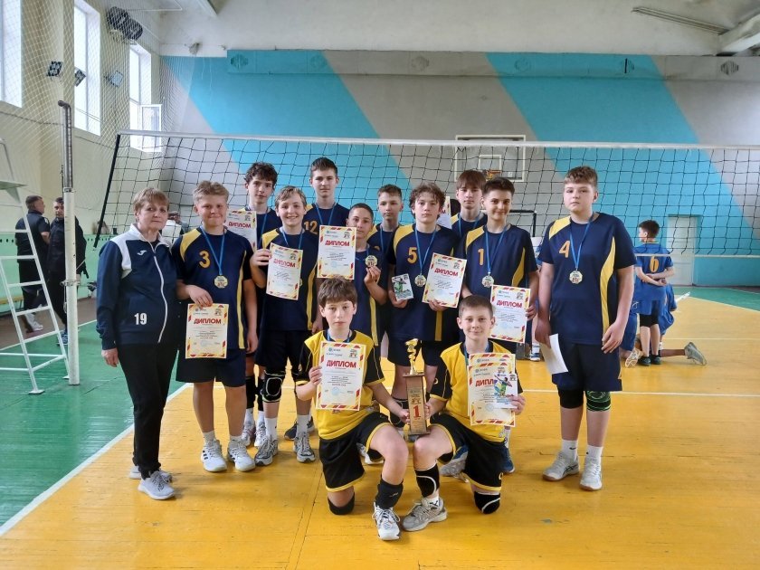 Фото до матеріалу: Жмеринські волейболісти здобули золото чемпіонату Вінниччини