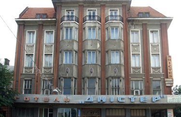 Фото до матеріалу: Суд відмовив у відновленні історичного готелю «Дністер» у Франківську
