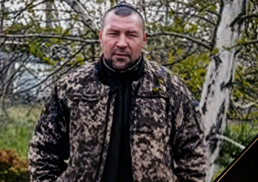 Фото до матеріалу: На Калинопільщині провели в останню путь 42-річного ветерана Володимира Логвіна