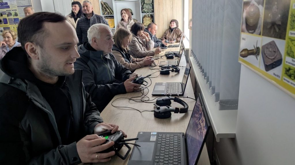 Фото до матеріалу: Педагоги Колківської громади опанували нові методи патріотичного виховання